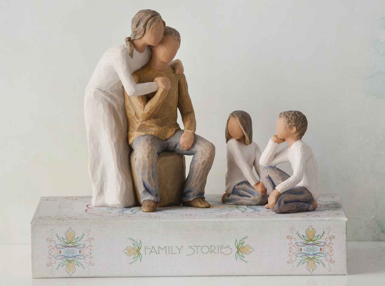 Family Groupings Of Willow Tree Hand Sculpted Figures By Susan Lordi